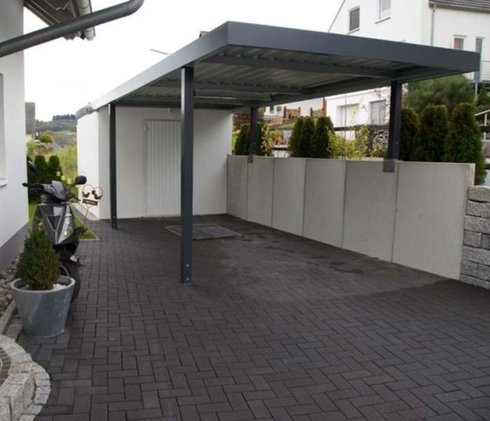 Desain carport minimalis dengan dinding bata hebel